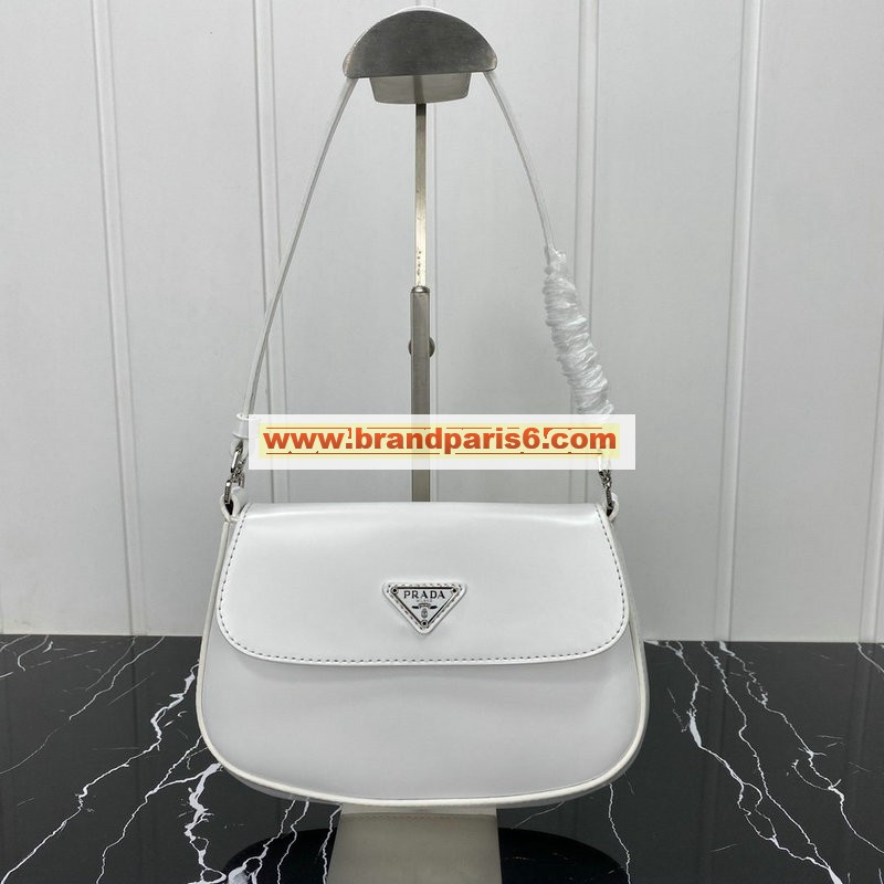 PD1BD311BS-YUN　プラダ PRADA 2020最新入荷 フラップバッグ ショルダーバッグ レディースかばん クラッチバッグ レザー