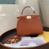 FD24423GZS-JS　フェンディ FENDI 2020年最新入荷 ピーカブー アイコニック トートバッグ ハンドバッグ 2way ショルダーバッグ