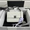 CH2303BS-JS　シャネル CHANEL 2020年最新入荷 スモール フラップバッグ 斜め掛けショルダーバッグ クロスボディ レディースかばん グレインド カーフスキン