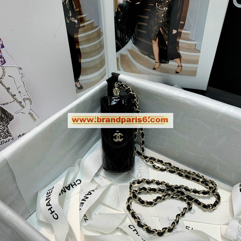 CH1572QK-JS　シャネル CHANEL 2020年最新入荷 リップスティック ケース クロスボディ 斜め掛け ショルダーバッグ パテントレザー
