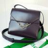 BOV652391SZ-aj　ボッテガヴェネタ BOTTEGAVENETA 2021年最新入荷 ザ クリップ 斜め掛け ショルダーバッグ クロスボディバッグ スクエアバッグ ボックスカーフ