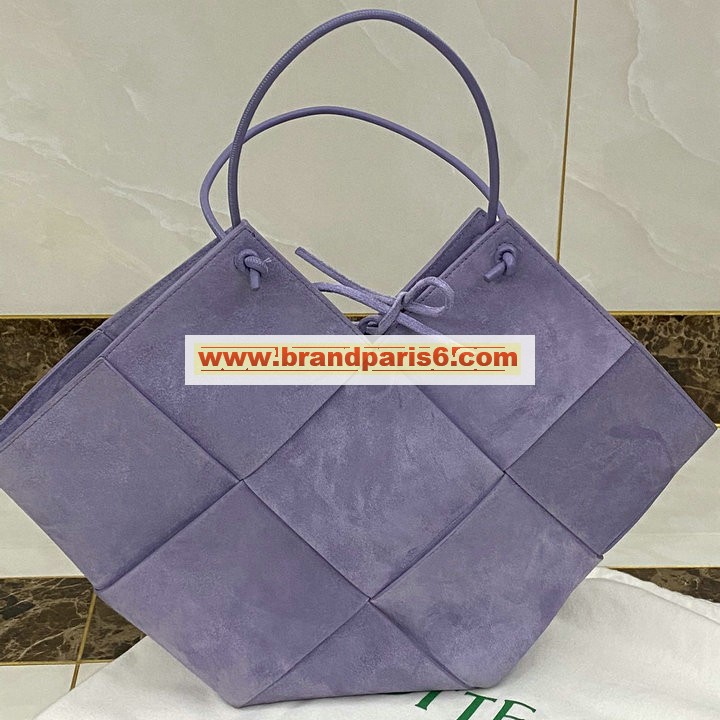 BOV652057RZS-aj　ボッテガヴェネタ BOTTEGAVENETA 2021年最新入荷 イントレチャートナッパ トートバッグ ハンドバッグ ノットレザーストリングクロージャー 