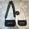 BA618145PY-GH　バレンシアガ BALENCIAGA 2021年最新入荷 ショルダーバッグ チェーンウォレット ポーチ クロスボディバッグ カーフレザー