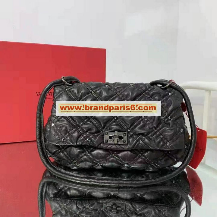 VT0078BK-99　ヴァレンティノ Valentino 2021年最新入荷 SPIKEME チェーンバッグ ミディアム ショルダーバッグ クロスボディ レディースかばん 