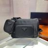 PD2VD041-025　プラダ PRADA 2021年最新入荷 斜め掛け ショルダーバッグ メンズかばん クロスボディ トライアングルロゴ付 Re Nylon
