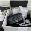 CH2210BK-057　シャネル CHANEL 2021年最新入荷 フラップバッグ 斜め掛け ショルダーバッグ パーツ付きチェーン レディースかばん クロスボディ カーフスキン