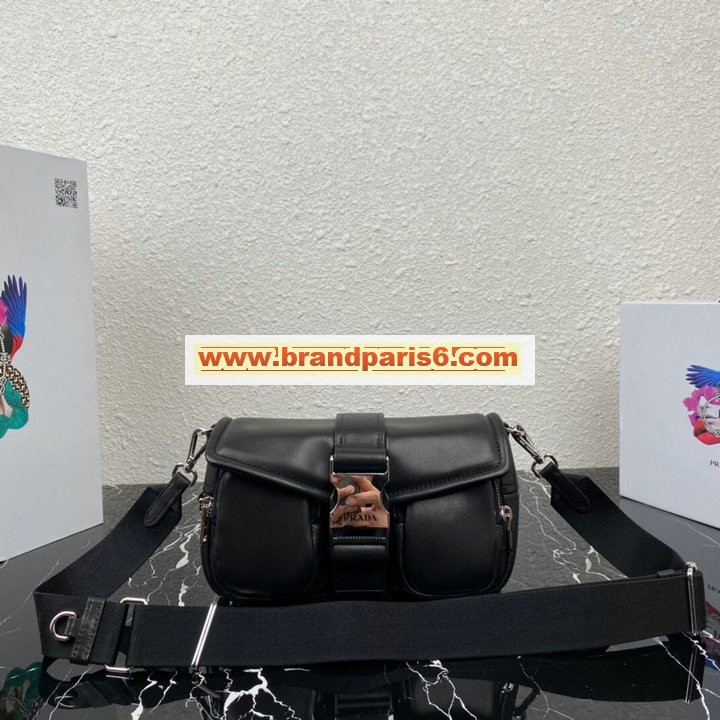 PD1BD295YBK-025　プラダ PRADA 2021年最新入荷 フラップバッグ 斜め掛け ショルダーバッグ レディースかばん クロスボディバッグ ラムスキン
