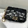 FD0136ZBK-CL　フェンディ FENDI 2021年最新入荷 バゲットポーチ ミニ クラッチバッグ 小銭入れ 短財布 手持ちかばん