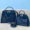 FD2113sJPH-CL　フェンディ FENDI 2021年最新入荷 ピーカブー トートバッグ ハンドバッグ 2way ショルダーバッグ  クロスボディバッグ レディースかばん