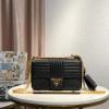 PD1BD108K-GH　プラダ PRADA 2021年最新作 ダイアグラム ミディアム レザー バッグ 斜め掛け ショルダーバッグ クロスボディバッグ カーフレザー