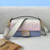 FD8285PFL-168　フェンディ FENDI 2021年最新作 バゲット 斜め掛け ショルダーバッグ クロスボディバッグ レディースかばん