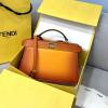 FD70193CS-168　フェンディ FENDI 2021年最新作 ピーカブー アイシーユー イーストウエスト トートバッグ ハンドバッグ 2way 斜め掛け ショルダーバッグ レディースかばん