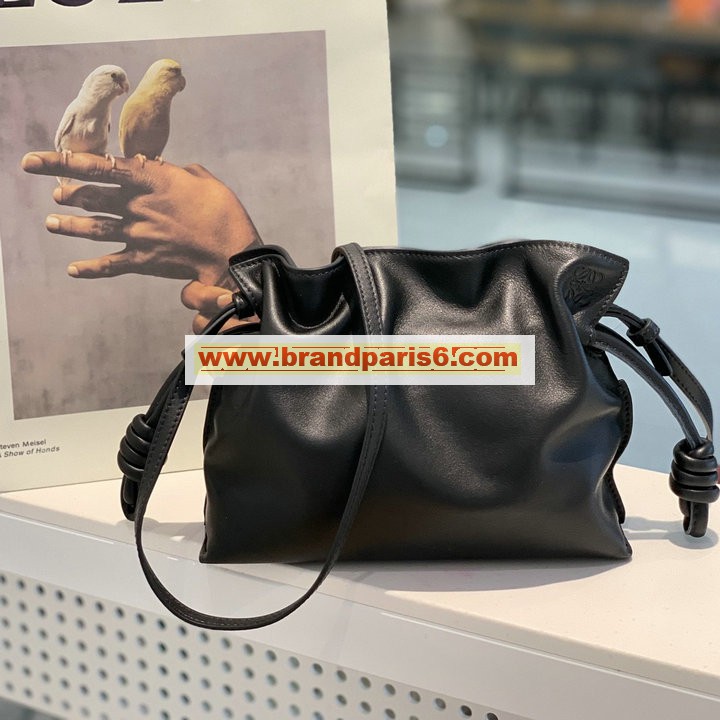 LE052030K-DDB　ロエベ LOEWE 2021年最新入荷 フラメンコ ミニクラッチ  ショルダーバッグ ドローストリングバッグ クロスボディバッグ レディースかばん カーフレザー 