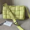 BOV70094QY-aj　ボッテガヴェネタ BOTTEGAVENETA 2020年最新入荷 パデッド カセット 斜め掛け ショルダーバッグ カーフレザー 