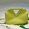 BOV658476NM-aj　ボッテガヴェネタ BOTTEGAVENETA 2021年最新入荷 スモール ポイント 斜め掛け ショルダーバッグ トップハンドルバッグ マグネットフレームクロージャー カーフレザー 
