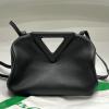 BOV658476BK-aj　ボッテガヴェネタ BOTTEGAVENETA 2021年最新入荷 スモール ポイント 斜め掛け ショルダーバッグ トップハンドルバッグ マグネットフレームクロージャー カーフレザー 