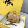 FD0136FX-168　フェンディ FENDI 2021年最新入荷 バゲットポーチ ミニ クラッチバッグ 小銭入れ 短財布 手持ちかばん 