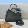 FD2590FSH-168　フェンディ FENDI 2021年最新入荷 ピーカブー トートバッグ トップハンドルバッグ ハンドバッグ 2way 斜め掛け ショルダーバッグ カーフレザー 