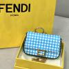 FD8290BL-168　フェンディ FENDI 2021年最新入荷 バゲットポーチ ミニ クラッチバッグ 小銭入れ 短財布 キーケース 手持ちかば