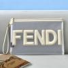 FD8360BS-168　フェンディ FENDI 2021年最新入荷 手持ちかばん クラッチバッグ ポーチ メッシュ 