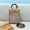 FD8376ADH-168　フェンディ FENDI 2021年最新入荷 サンシャイン ショッパー スモール トップハンドルバッグ トートバッグ 2way ショルダーバッグ