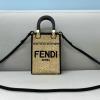 FD8376BBK-168　フェンディ FENDI 2021年最新入荷 サンシャイン ショッパー スモール トップハンドルバッグ トートバッグ 2way ショルダーバッグ