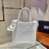 PD1BG382BS-DDB　プラダ PRADA 2021年最新入荷 トートバッグ トップハンドルバッグ ハンドバッグ 2way 斜め掛け ショルダーバッグ カーフスキン