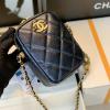 CH2857BK-CC　シャネル CHANEL 2021年最新入荷 スマートフォンケース 携帯ケース 斜め掛け ショルダーバッグ クロスボディバッグ レディースかばん カーフスキン