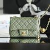 CH1786YGL-CC　シャネル CHANEL 2021年最新入荷 フラップクラッチ 斜め掛け ショルダーバッグ クロスボディバッグ レディースかばん クロスボディバッグ ラムスキン