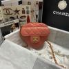 CH2061XFH-CC　シャネル CHANEL 2021年最新入荷 ハート 斜め掛け ショルダーバッグ クロスボディバッグ レディースかばん ラムスキン 