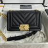 CH67085VXJBK-CC　シャネル CHANEL 2021年最新入荷 BOY スモール ハンドバッグ 斜め掛け ショルダーバッグ フラップバッグ レディースかばん カーフレザー