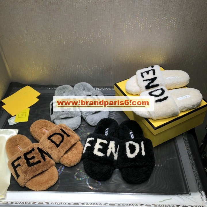 FDJ21002-26　フェンディ FENDI 2021年最新入荷 ウールサンダル ファー ミュール 暖かい 室内スリッパ 