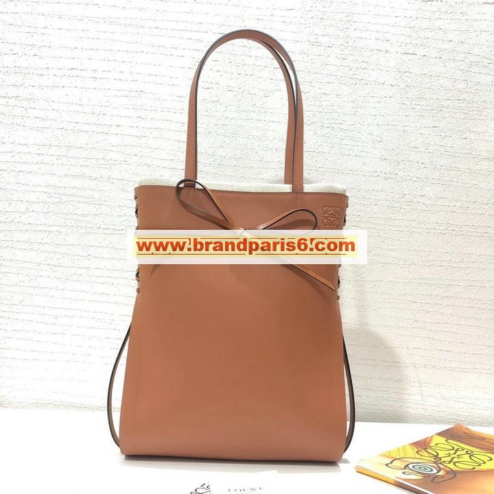 LE26259DPZS-ZZ　ロエベ LOEWE 2021年最新入荷 Ikebana トップハンドルバッグ トートバッグ ハンドバッグ レディースかばん カーフレザー