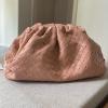 BOV576227ZBFH-aj　ボッテガヴェネタ BOTTEGAVENETA 2021年最新入荷 ザ ポーチ 手持ちかばん クラッチバッグ イブリングバッグ レディースかばん ラムスキン