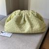 BOV576227ZBEY-aj　ボッテガヴェネタ BOTTEGAVENETA 2021年最新入荷 ザ ポーチ 手持ちかばん クラッチバッグ イブリングバッグ レディースかばん ラムスキン
