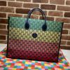 GG659980CR-057　グッチ GUCCI 2021年最新入荷 グッチ レ ポム スモール トートバッグ トップハンドルバッグ ハンドバッグ ショッピングバッグ キャンパス