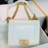CH3018DBS-CC　シャネル CHANEL 2021年最新入荷 BOY CHANEL ミニ フラップバッグ 斜め掛け ショルダーバッグ クロスボディバッグ レディースかばん カーフレザー