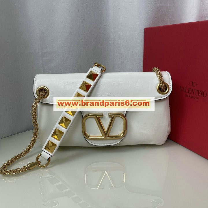 VT2026BS-99　ヴァレンティノ Valentino 2022年最新入荷 スタッズサイン ナッパレザー 斜め掛け ショルダーバッグ クロスボディバッグ レディースかばん ガラヴァーニ スタッズサイン