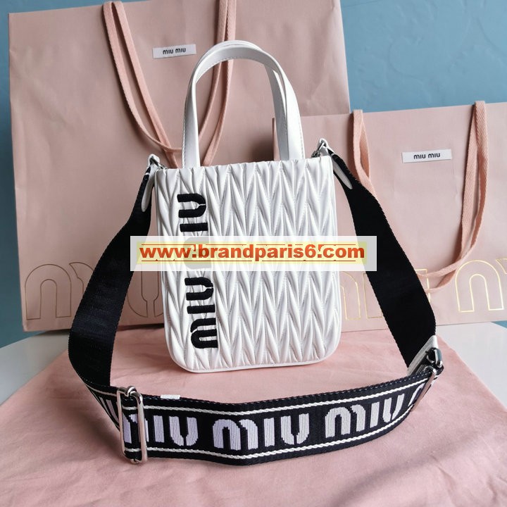 MM5BA220PBS-99　ミュウミュウ MIUMIU 2022年最新入荷 シーレ ハンドバッグ トップハンドルバッグ トートバッグ 斜め掛け ショルダーバッグ レディースかばん