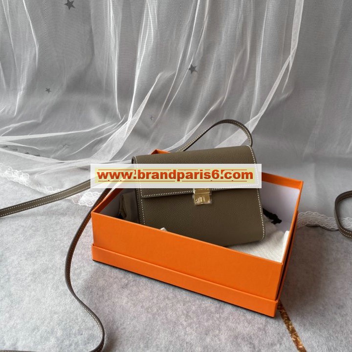 HCL16SJDH-063　エルメスHERMES 2022最新入荷 クリック スクエアバッグ 斜め掛け ショルダーバッグ チェーンウォレット クロスボディバッグ ヴォーエプソン