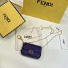 FD0136PSL-168　フェンディ FENDI 2022年最新入荷 バゲットポーチ ミニ クラッチバッグ 小銭入れ 短財布 手持ちかばん チェーンウォレット 斜め掛け ショルダーバッグ