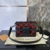 M20595Z-057　ルイヴィトン LOUISVUITTON  2022春夏コレクション ドーフィーヌ 斜め掛け ショルダーバッグ クロスボディバッグ スクエアバッグ レディースかばん