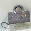 CD0540DHS-99　クリスチャンディオール CHRISTIAN DIOR 2022年最新作 レディ D-ジョイ バッグ トートバッグ 2way 斜め掛け ショルダーバッグ クロスボディ レディースかばん カナージュ ラムスキン