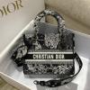 CD1298BXZ-99　クリスチャンディオール CHRISTIAN DIOR 2022年最新入荷 D-ライト トートバッグ ハンドバッグ 2way ショルダーバッグ クロスボディバッグ レディースかばん