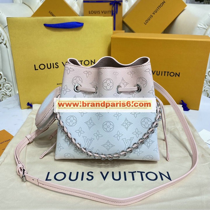 M59939-057　ルイヴィトン LOUISVUITTON 2022年最新入荷 ベラ 斜め掛け ショルダーバッグ レディースかばん クロスボディ ドローストリングバッグ マヒナレザー