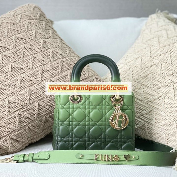 CD0539GL-99　クリスチャンディオール CHRISTIAN DIOR 2022年最新作 レディー ディオール MY ABCDIOR カナージュ バッグ トートバッグ 2way 斜め掛け ショルダーバッグ クロスボディ レディースかばん