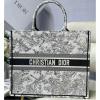 CD1286QTH-025　クリスチャンディオール CHRISTIAN DIOR 2022最新入荷 Book Tote ブック トップハンドルバッグ トートバッグ ハンドバッグ レディースかばん