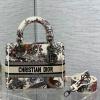 CD0565BCBS-025　クリスチャンディオール CHRISTIAN DIOR 2022年最新入荷 Lady Dior トートバッグ ハンドバッグ 2way ショルダーバッグ クロスボディバッグ レディースかばん 