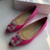 MBJ22006M-26　マノロ ブラニク MANOLO BLAHNIK 2022年最新入荷 ウィメンズ パンプス ハンギシ ビジュー フラットシューズ レディースシューズ 