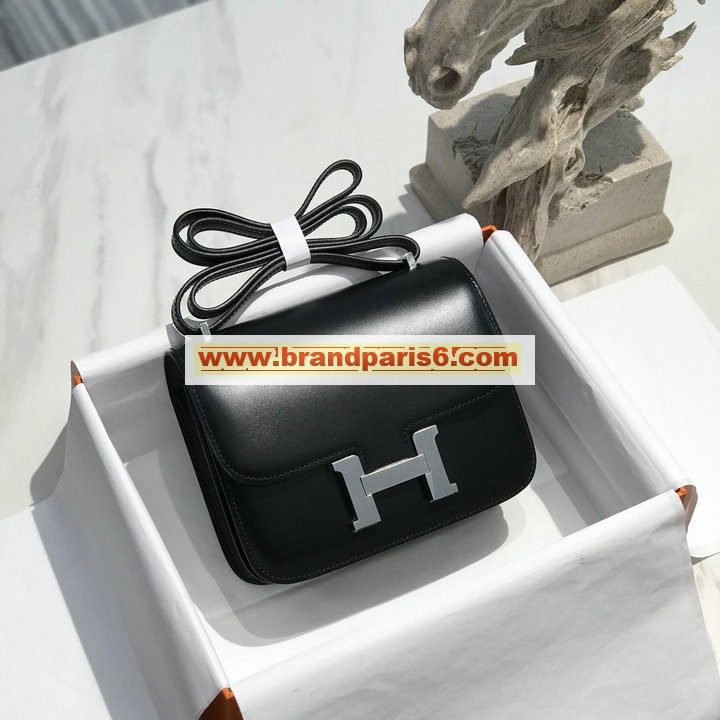 H108218NPYBK-063　エルメス HERMES 2022最新入荷 コンスタンス 斜め掛け ショルダーバッグ クロスボディバッグ レディースかばん カーフレザー